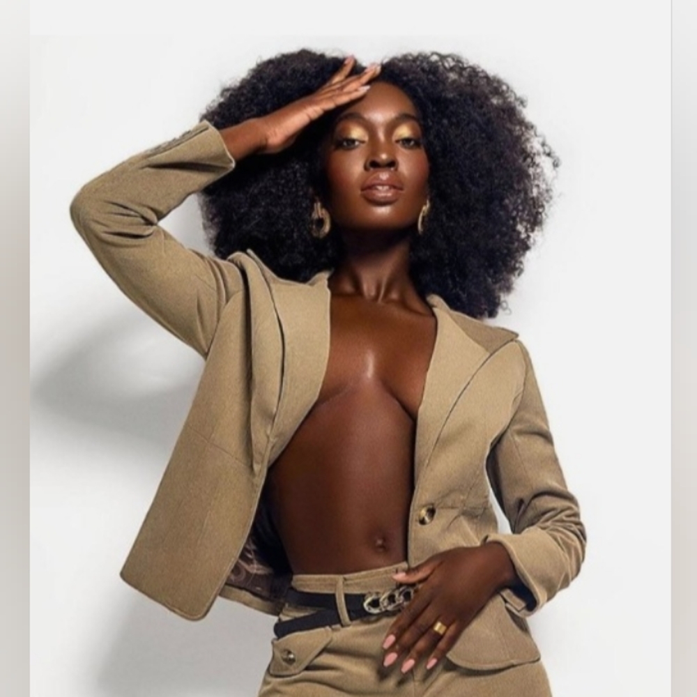 Gold Textured Earrings - Picture 4 of 6